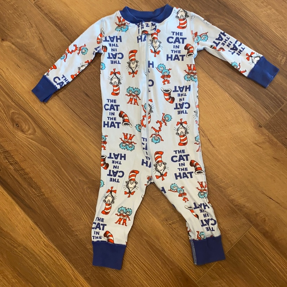 Dr. Seuss zip up footless pajamas